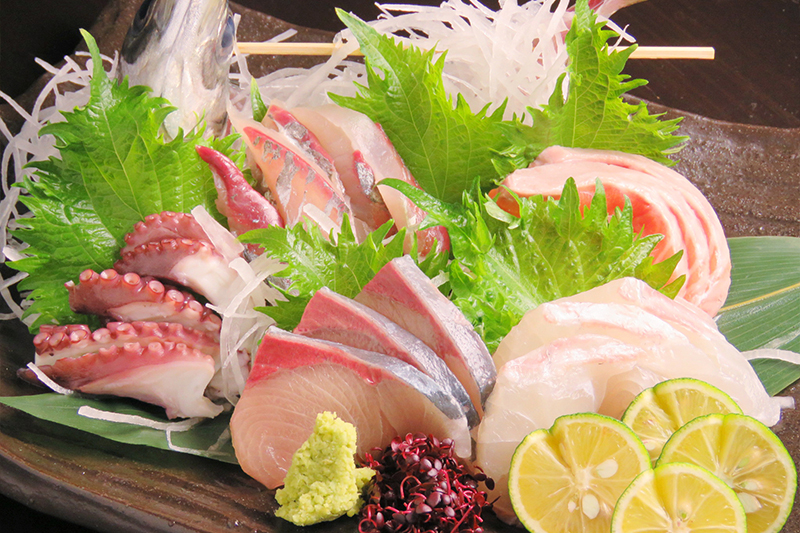 こだわりの朝引き鶏を使用